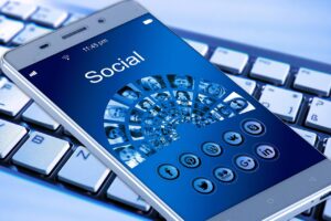 uq mobileとpovoの比較で知っておくべきポイントは？