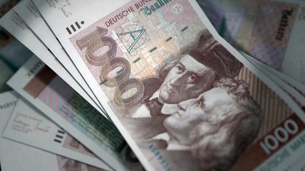eSIMを使った月1000円の通信プランはどのように選ぶべき？